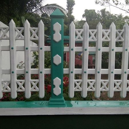 Little Pink House Apartment มิริสซา ภายนอก รูปภาพ
