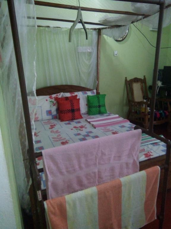 Little Pink House Apartment มิริสซา ภายนอก รูปภาพ